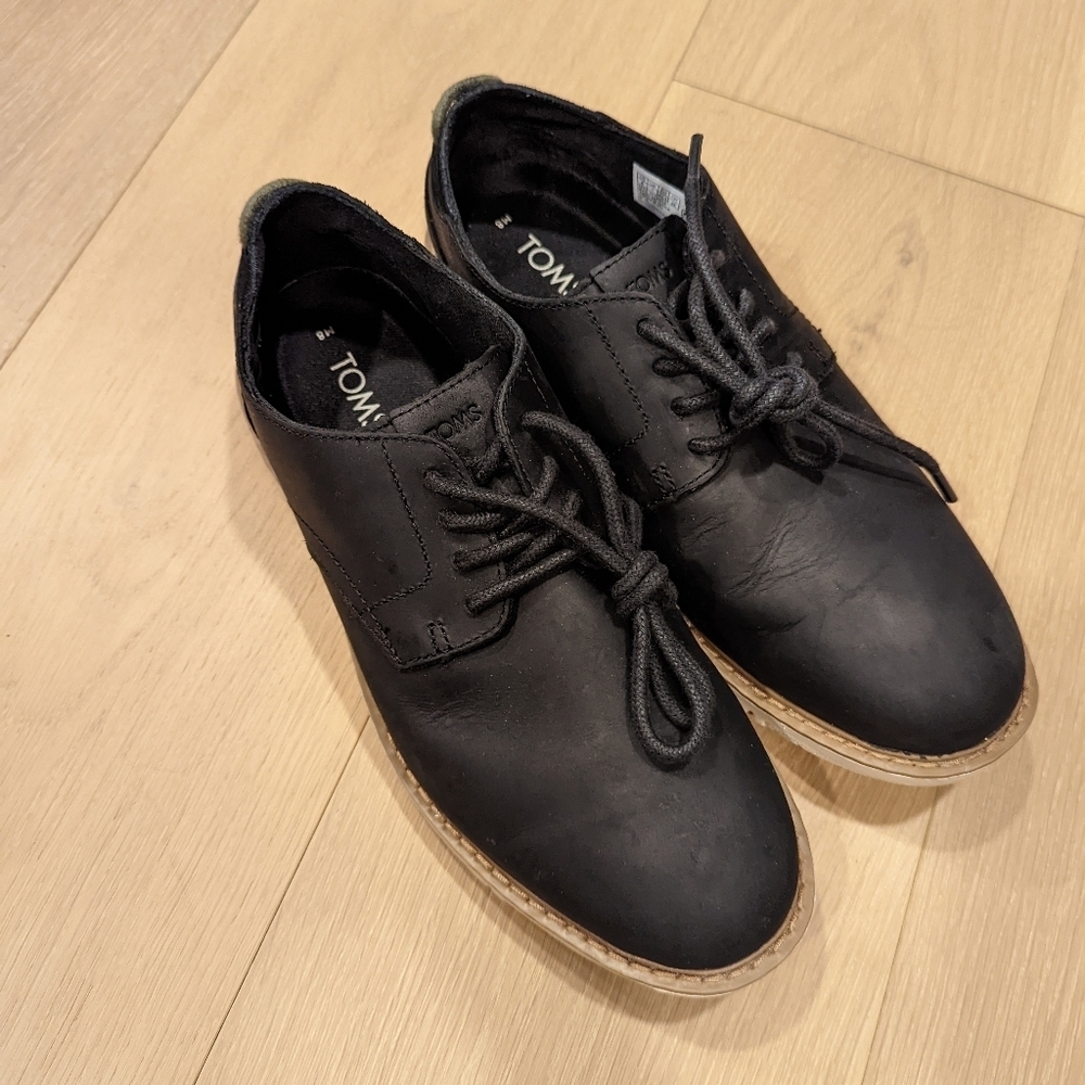 TOMS Men's Black Casual Shoes - Picture 7 of 9